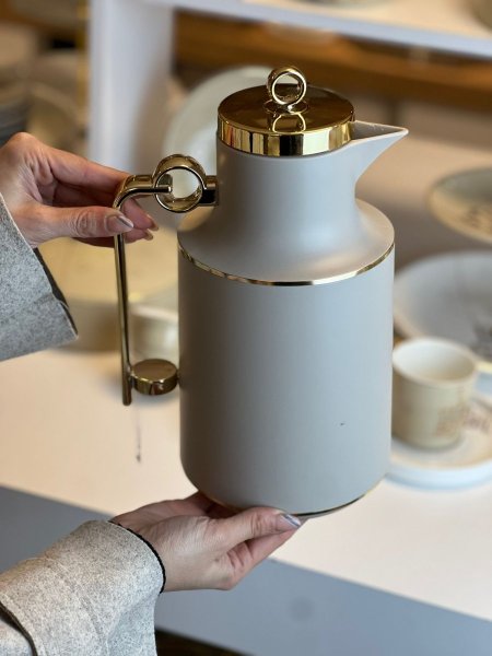 تيرموس عملي مدهب يد مستطيل