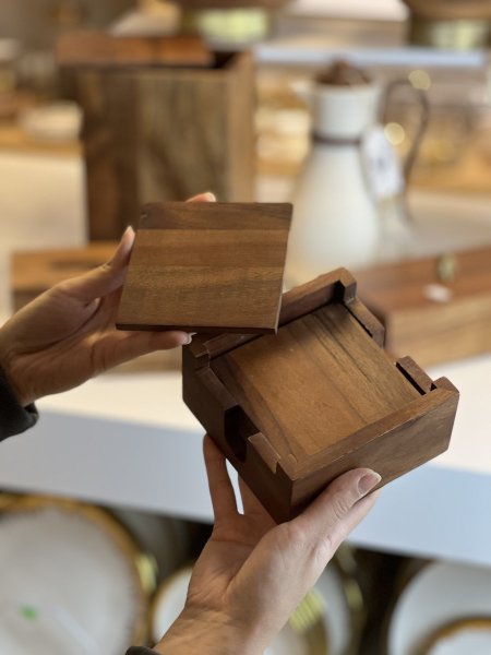 طقم كوستر خشب