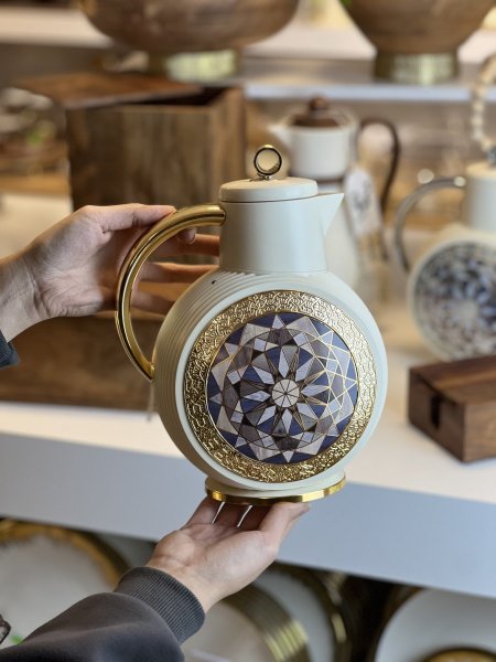 تيرموس ملون مزخرف لتر