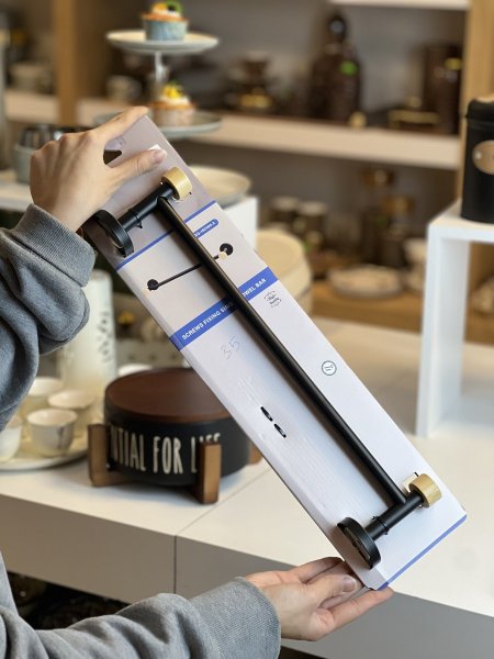 علاقة بشاكير