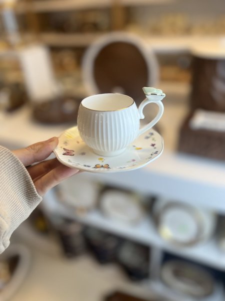 فناجين قهوة يد فراشة عدد 6