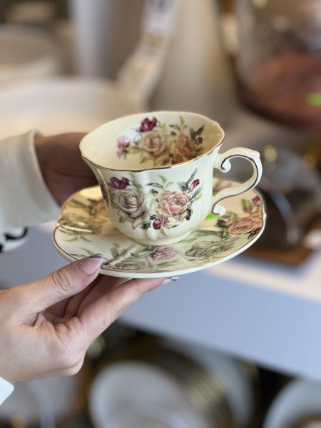 فناجين شاي انجليزي  ورد جوري أحمر عدد 6