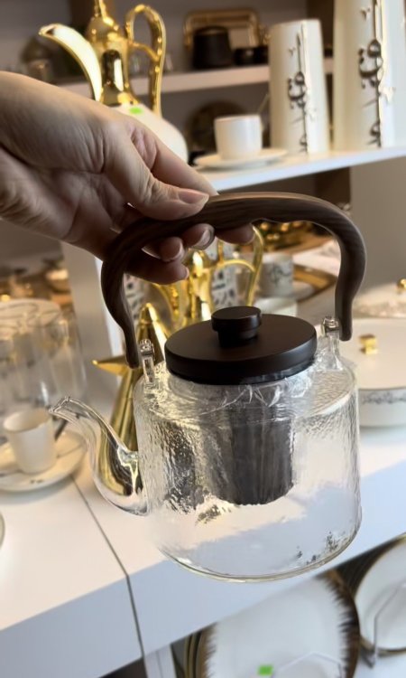 ابريق شاي زجاج يد خشب حجم وسط