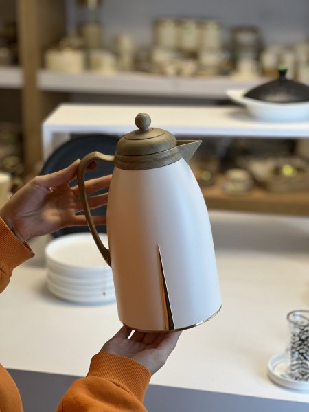 تيرموس قهوه يد خشبي