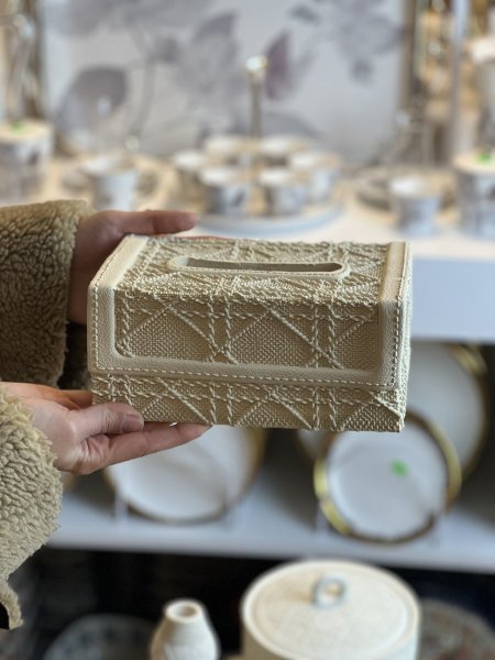 علبة محارم بولاريزن بيج