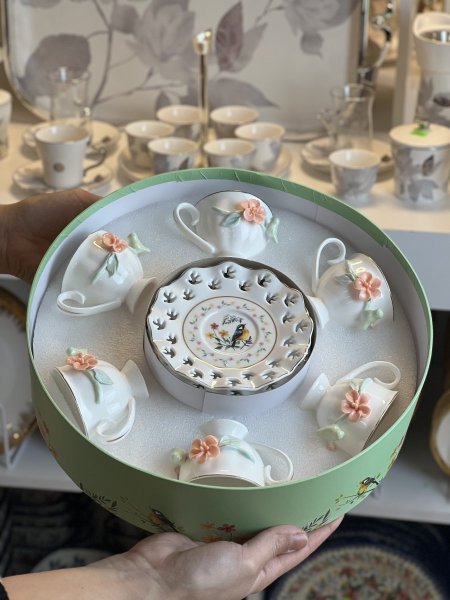 فناجين قهوه عصفور نافر