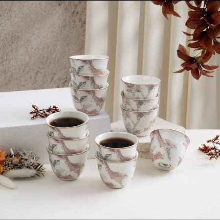 طقم فناجين قهوة عربية 12 قطعة من خزامة - أحمر و ذهبي