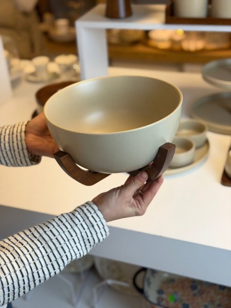 جاط مجور مع قاعدة وسط بورسلان وخشب