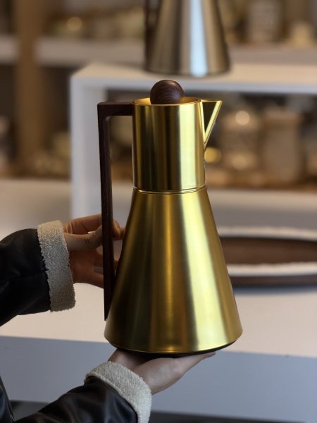 تيرموس شيميزو مثلث يد خشبي