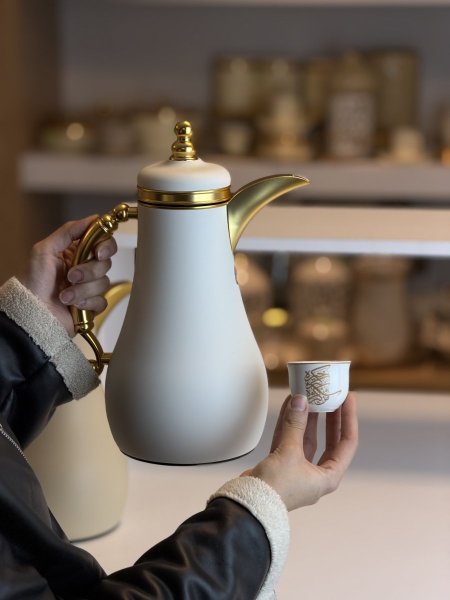 تيرموس قهوه شيميزو يد ببلز