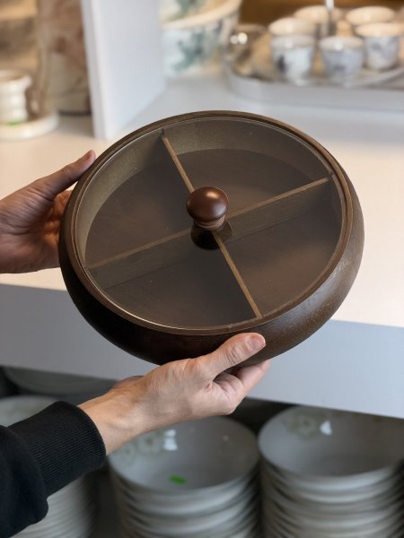 مضيفة خشب مدور قواطع متحركه