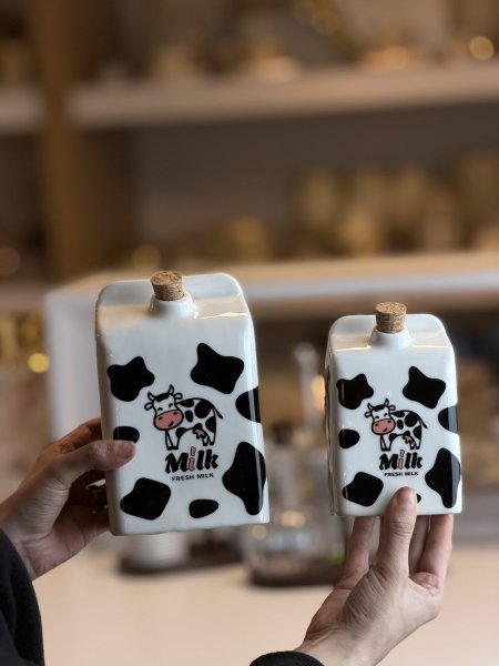 علبة حليب بورسلان