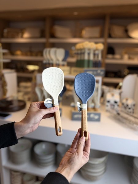 معلقة سكب طعام سليكون