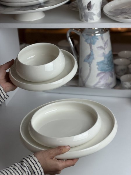 طقم سفره ٢٤قطعه ابيض