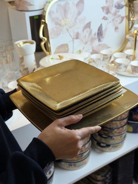 طقم ضيافه جاط مع صحونه ٧قطع