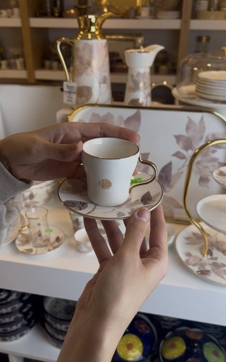 طقم أكواب شاي/قهوة بورسلان 12 قطعة من ماريسيلا - أحمر و ذهبي