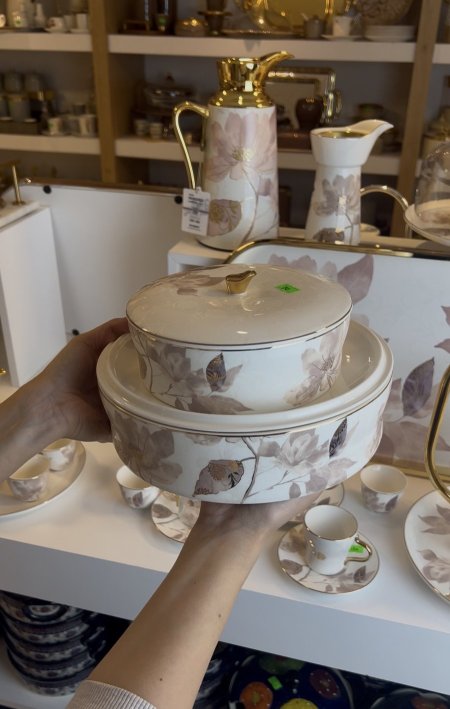 تمرية حجم كبير/ وسط من ماريسيلا - أحمر و ذهبي