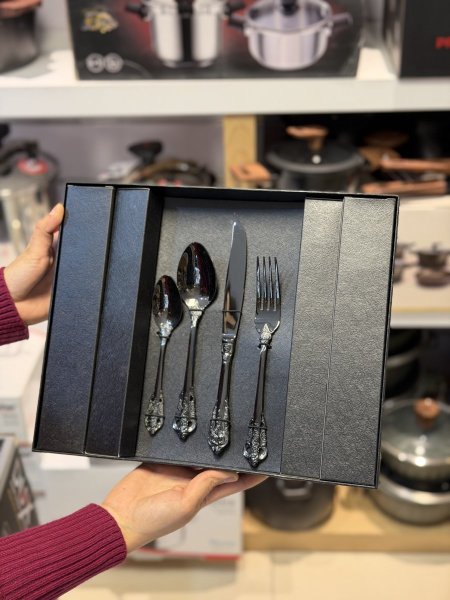 طقم معالق ٢٤قطعه اسود