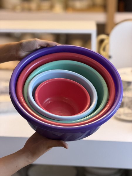 طقم طشوط بلاستك ملون