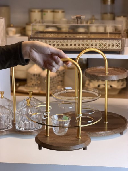 ستاند / حمالة فناجين ساده اكراليك تقيل