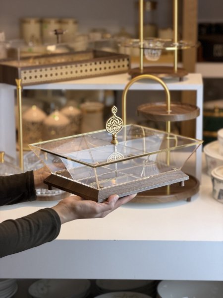 مضيفة مقطع اكراليك تقيل