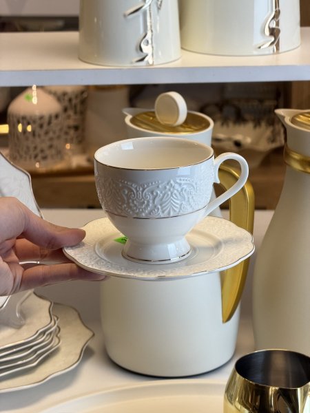 فناجين شاي ونسكافيه حفر ورد/٦