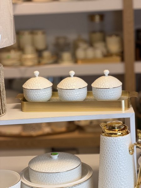 طقم مضايف مع صنيتهم اندلسي