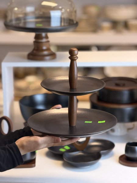 مضيفة بورسلان اسود بامبو