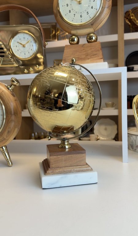 كرة ارضية ديكور هندي