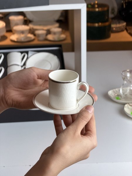 فناجين قهوه كلاسيك مرسم دانتيل /١٢