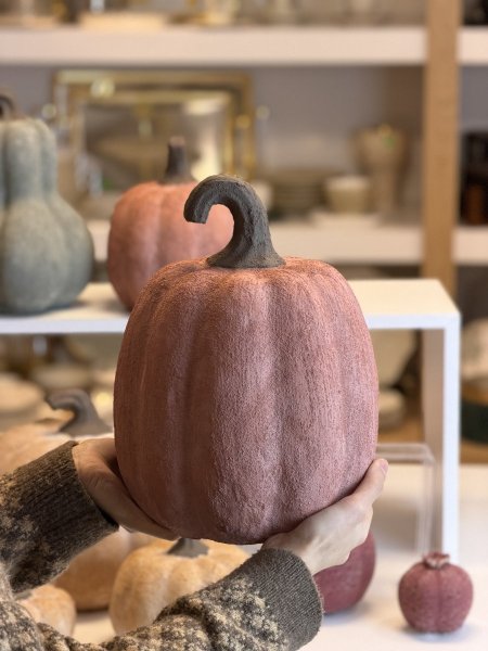 تحفة يقطينة احجام لون أحمر