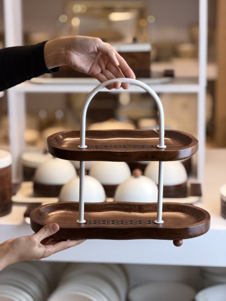 ستاند تقديم طبقتين خشب نقشه اندلسي