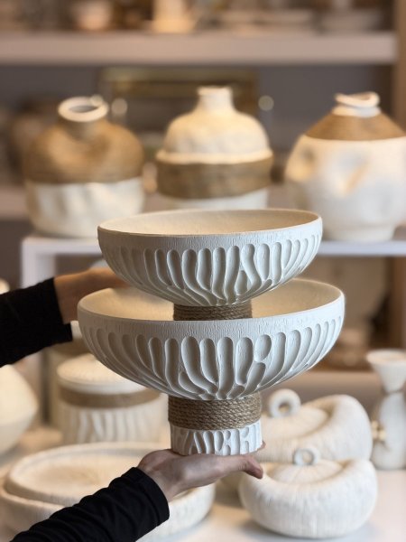 جاط مع قاعدة خيش