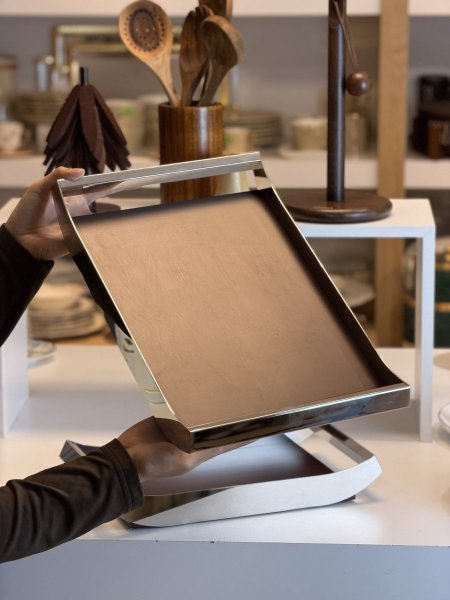 صنية مستطيل خشب اطار فضي