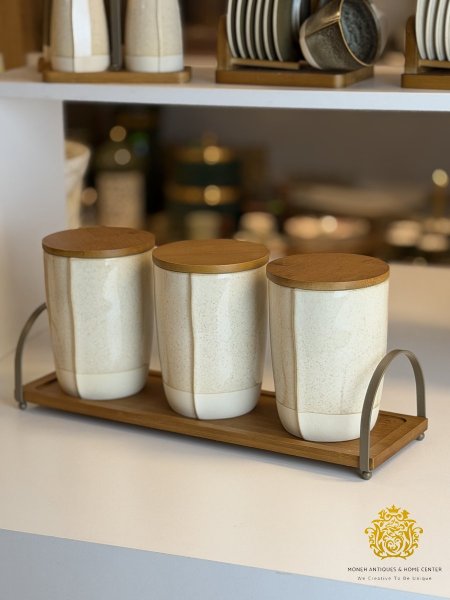 طقم سكريات مع قاعدتهم