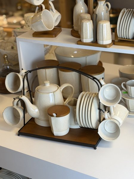 طقم شاي ونسكافيه ١٥قطعه