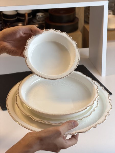 طقم سفره صحون ٢٤قطعه بوهيميا