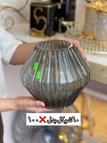 فازا زجاج رمادي